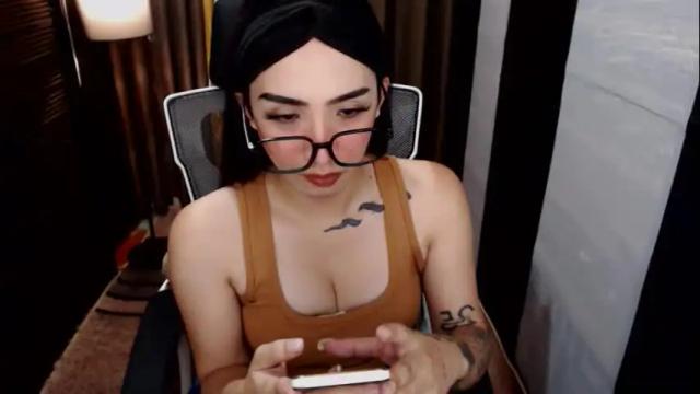 Image 4 of yassiered Stream on Chaturbate on 1 month ago