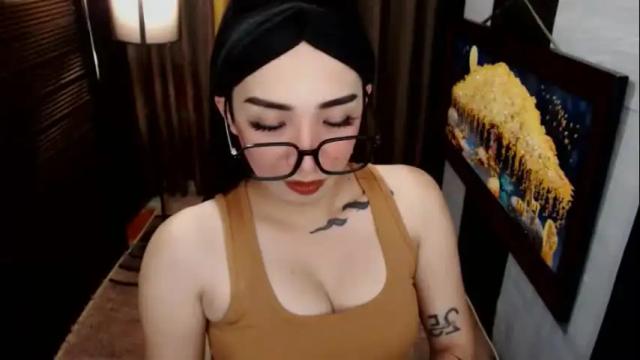 Image 7 of yassiered Stream on Chaturbate on 13 days ago