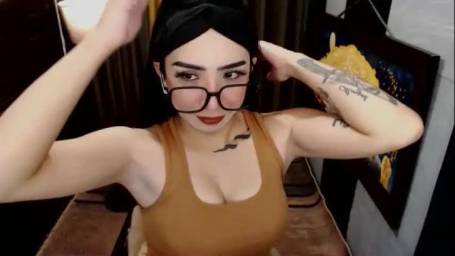 Image 3 of yassiered Stream on Chaturbate on 1 month ago