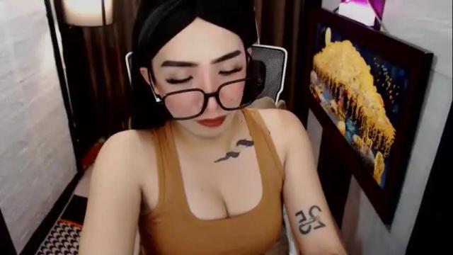 Image 8 of yassiered Stream on Chaturbate on 1 month ago