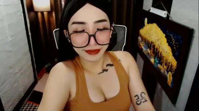 Image 3 of yassiered Stream on Chaturbate on 1 month ago