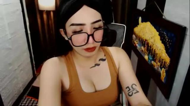 Image 6 of yassiered Stream on Chaturbate on 1 month ago