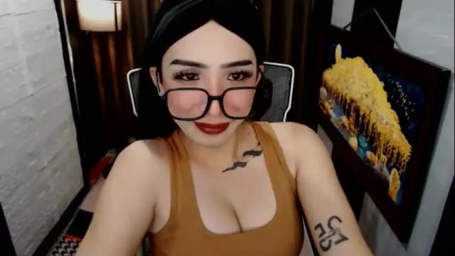 Image 4 of yassiered Stream on Chaturbate on 28 days ago