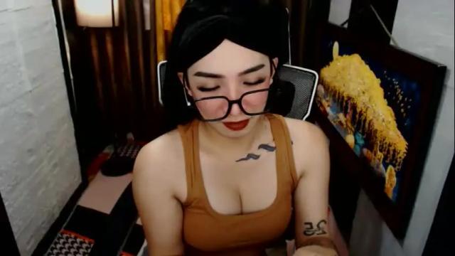 Image 11 of yassiered Stream on Chaturbate on 25 days ago
