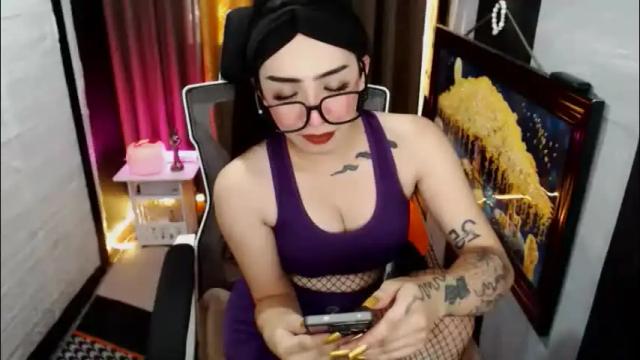 Image 4 of yassiered Stream on Chaturbate on 2 months ago