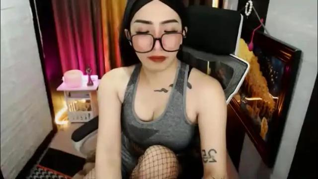 Image 8 of yassiered Stream on Chaturbate on 1 month ago