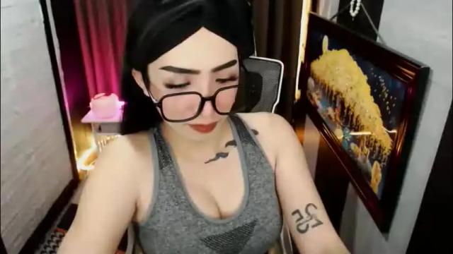 Image 3 of yassiered Stream on Chaturbate on 1 month ago