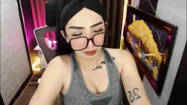 Image 3 of yassiered Stream on Chaturbate on 1 month ago