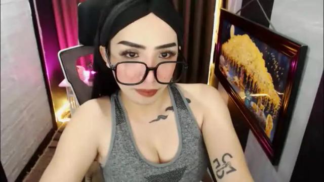 Image 4 of yassiered Stream on Chaturbate on 1 month ago
