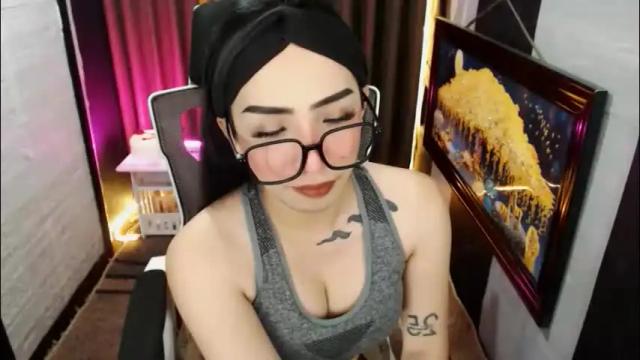 Image 8 of yassiered Stream on Chaturbate on 1 month ago
