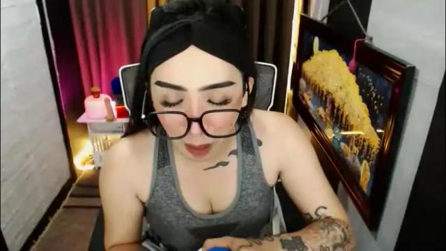 Image 12 of yassiered Stream on Chaturbate on 27 days ago