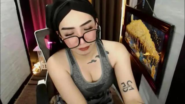 Image 6 of yassiered Stream on Chaturbate on 1 month ago