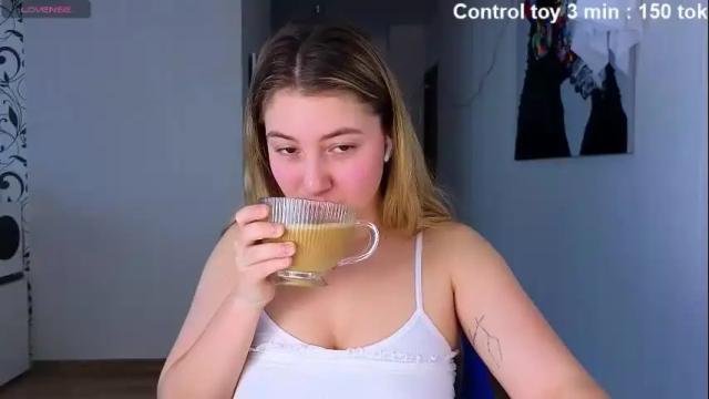 Image 8 of yasyaaa Stream on Chaturbate on 1 month ago