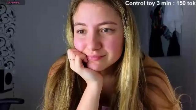 Image 7 of yasyaaa Stream on Chaturbate on 17 days ago