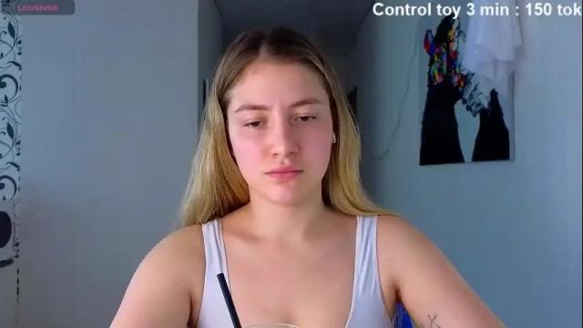 Image 2 of yasyaaa Stream on Chaturbate on 2 days ago