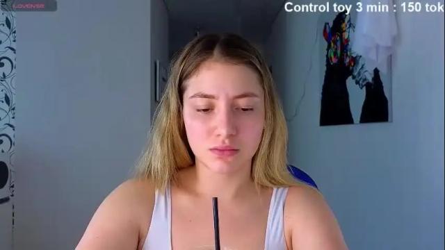 Image 3 of yasyaaa Stream on Chaturbate on 2 days ago