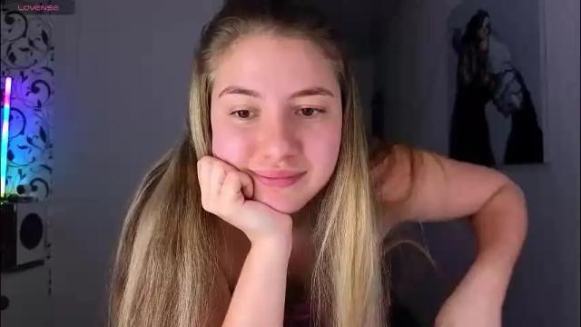Image 10 of yasyaaa Stream on Chaturbate on 2 months ago