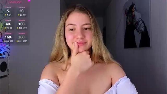 Image 2 of yasyaaa Stream on Chaturbate on 2 months ago