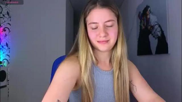 Image 2 of yasyaaa Stream on Chaturbate on 1 month ago
