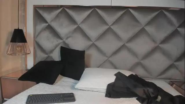 Image 7 of yayi_derek Stream on Chaturbate on 1 month ago