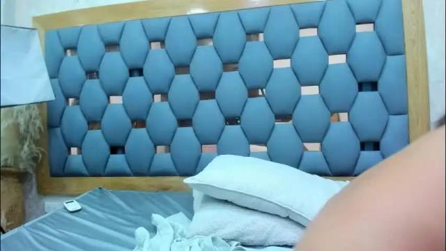 Image 6 of yayi_derek Stream on Chaturbate on 28 days ago