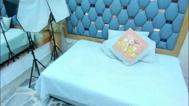 Image 8 of yayi_derek Stream on Chaturbate on 28 days ago