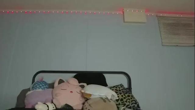 Image 4 of yazminroyal Stream on Chaturbate on 2 months ago