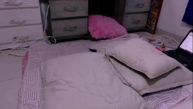 Image 12 of yeibles_hana2 Stream on Chaturbate on 1 month ago