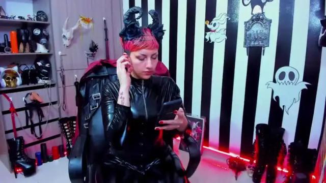 Image 2 of yelena_bondaje Stream on Chaturbate on 15 months ago