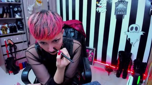 Image 11 of yelena_bondaje Stream on Chaturbate on 15 months ago