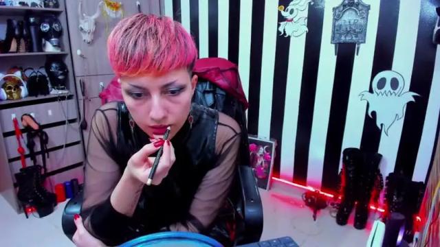Image 4 of yelena_bondaje Stream on Chaturbate on 15 months ago