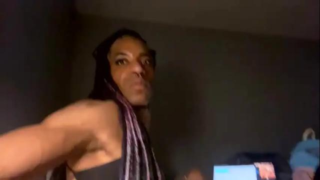 Image 4 of yelladaniella Stream on Chaturbate on 2 months ago