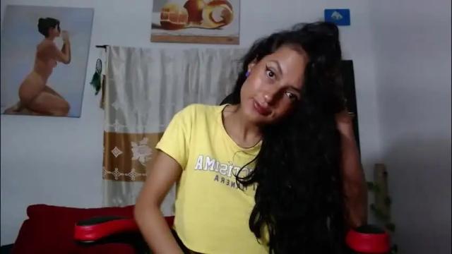 Image 2 of yemaya_28 Stream on Chaturbate on 1 month ago