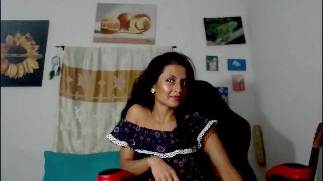 Image 2 of yemaya_28 Stream on Chaturbate on 2 months ago