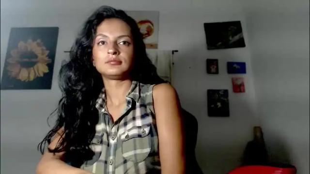 Image 3 of yemaya_28 Stream on Chaturbate on 1 month ago