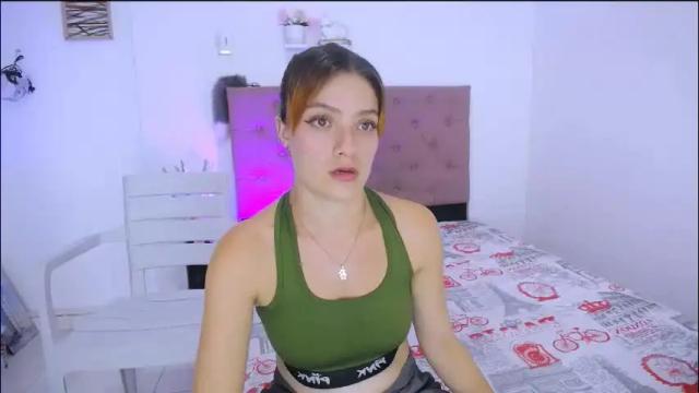 Image 8 of yemfairymcry Stream on Chaturbate on 1 month ago