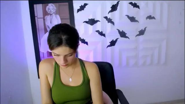 Image 10 of yemfairymcry Stream on Chaturbate on 22 days ago