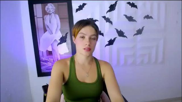 Image 11 of yemfairymcry Stream on Chaturbate on 22 days ago