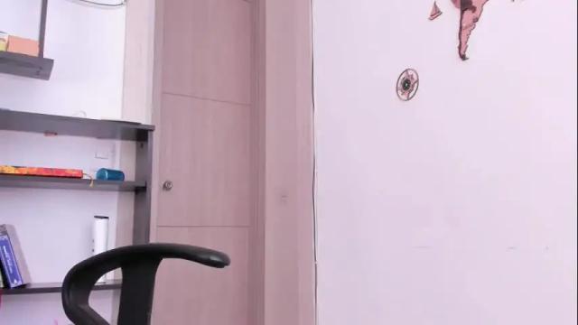 Image 11 of yenlo01 Stream on Chaturbate on 3 days ago