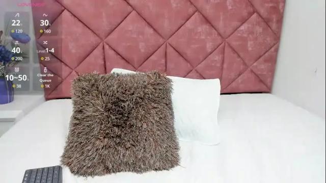 Image 3 of yeon_chaya Stream on Chaturbate on 12 days ago
