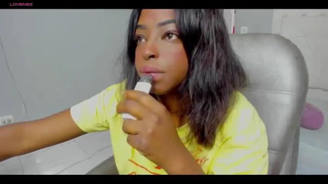 Thumbnail 1, yes_mia_yes's Stream at Chaturbate, 23 months ago