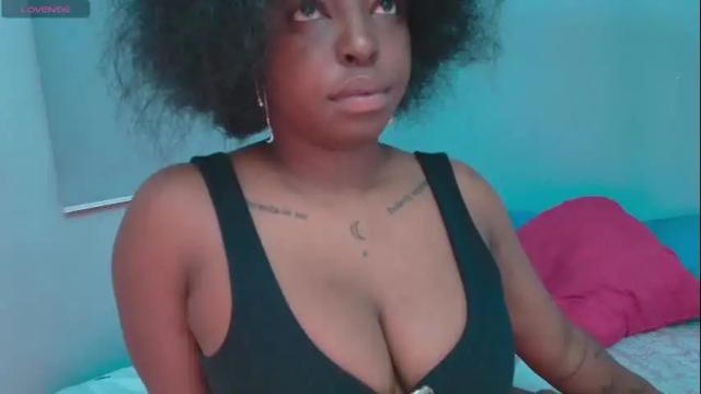 Image 4 of yes_mia_yes Stream on Chaturbate on 4 months ago