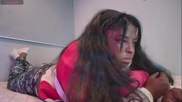 Image 10 of yes_mia_yes Stream on Chaturbate on 4 months ago