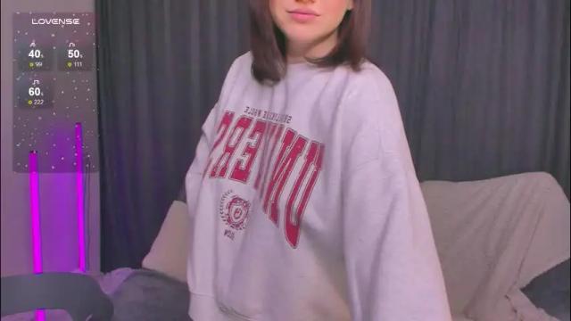 Image 2 of yes_ready Stream on Chaturbate on 5 days ago