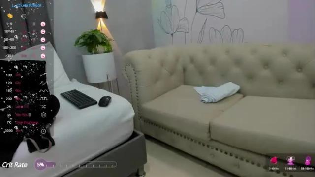 Image 12 of yesenia25_ Stream on Chaturbate on 15 months ago