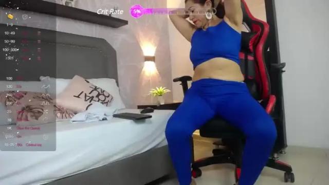 Image 4 of yesenia25_ Stream on Chaturbate on 14 months ago
