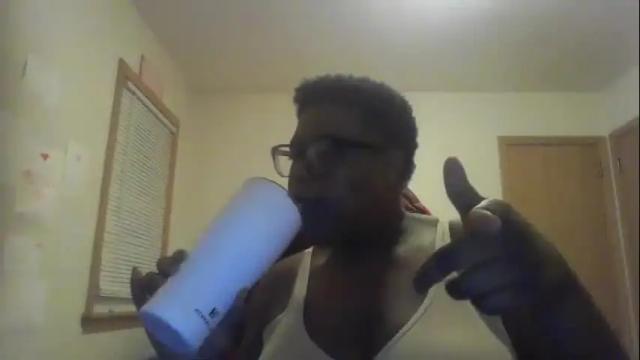 Image 2 of yeslawdd Stream on Chaturbate on 19 months ago