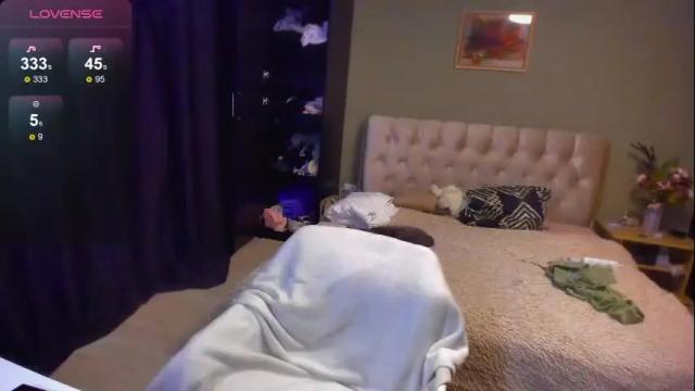 Image 6 of yesofie Stream on Chaturbate on 3 months ago