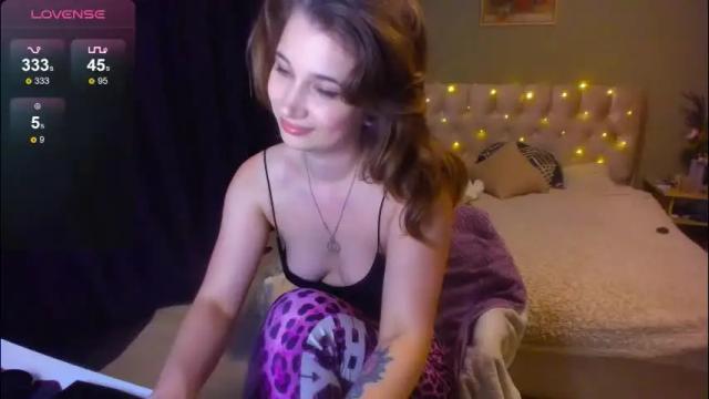 Image 4 of yesofie Stream on Chaturbate on 3 months ago