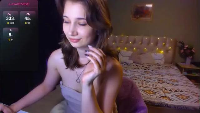 Image 7 of yesofie Stream on Chaturbate on 1 month ago